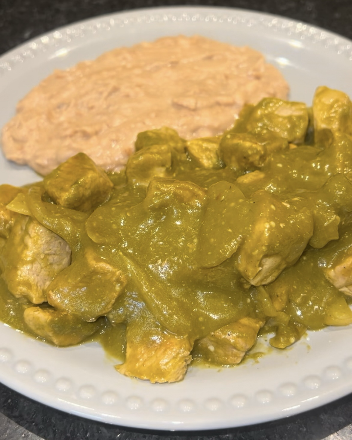 Pierna en Salsa Verde